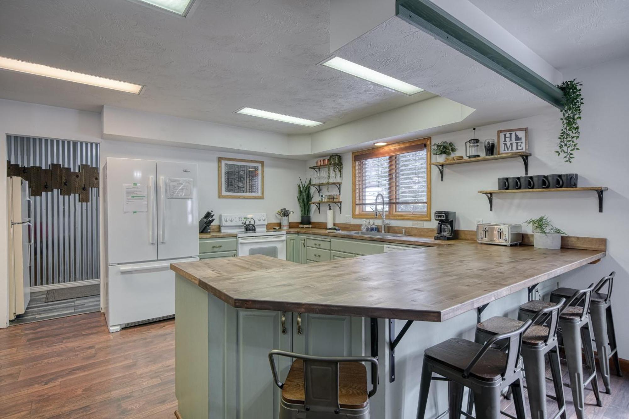 Wapiti View 6-Bedroom Cabin 28Mins To Yellowstone Island Park Exteriör bild